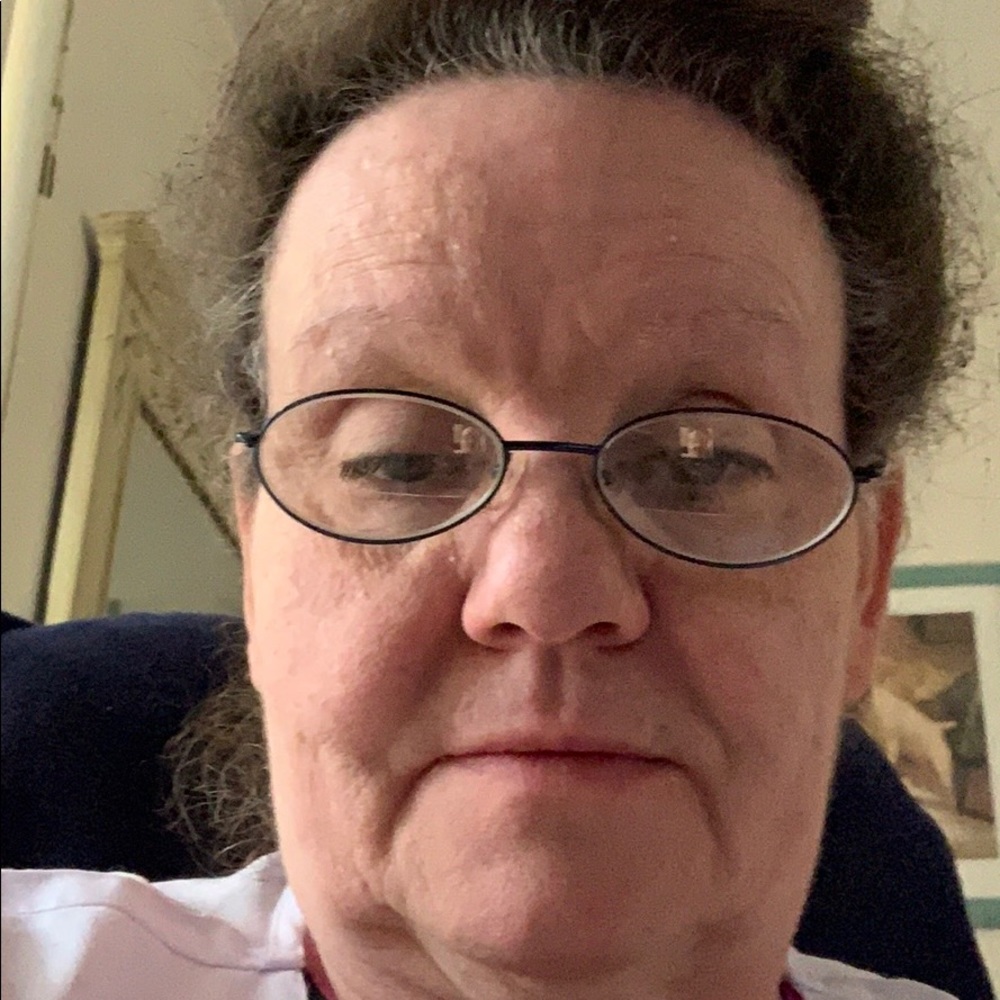 Meet your Posher, Diana
